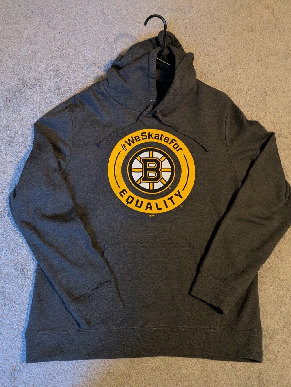Boston Bruins "We Skate For Equality" Gray Pullover Hoodie Size Large